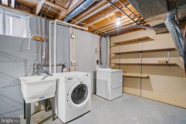 18117 IVY LN, Olney, MD 20832