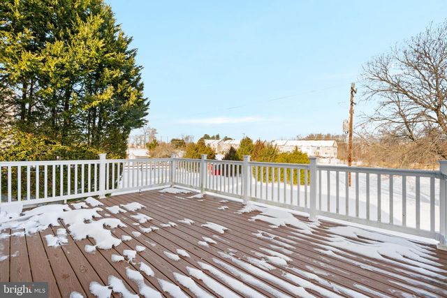 18117 IVY LN, Olney, MD 20832