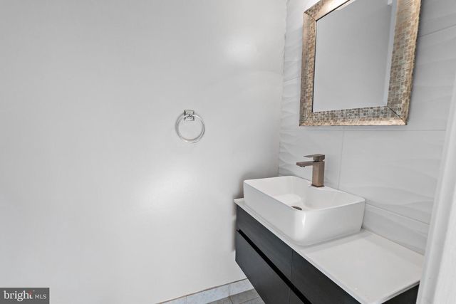 18117 IVY LN, Olney, MD 20832