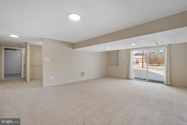 18117 IVY LN, Olney, MD 20832