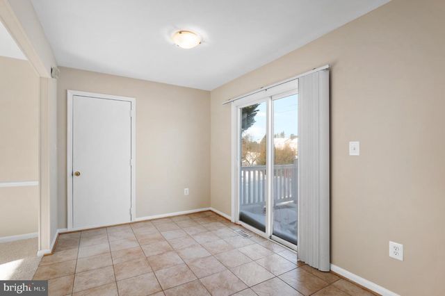 18117 IVY LN, Olney, MD 20832