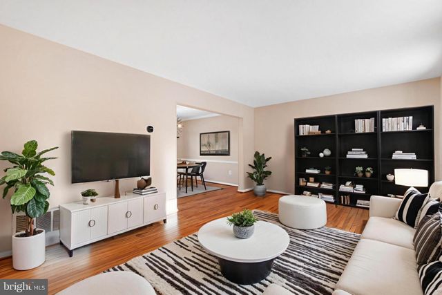 18117 IVY LN, Olney, MD 20832