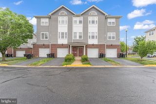 3146 IRMA CT, Suitland, MD 20746