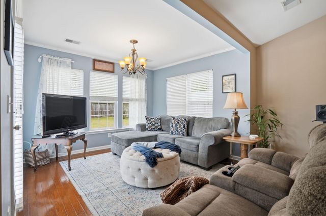 214 Chipping Sparrow Drive, Summerville, SC 29485