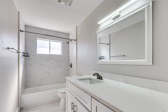 348 Thompson Street, Fort Worth, TX 76134