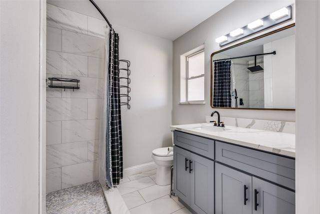 348 Thompson Street, Fort Worth, TX 76134