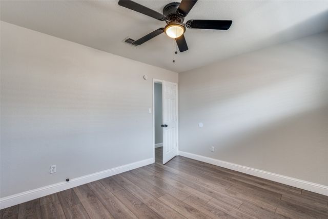 348 Thompson Street, Fort Worth, TX 76134