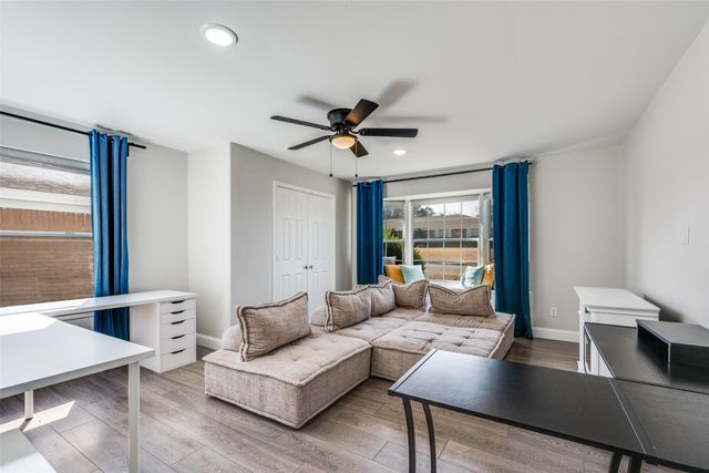 348 Thompson Street, Fort Worth, TX 76134