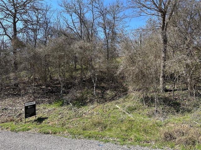 144 & 146 Waikiki DR, Bastrop, TX 78602