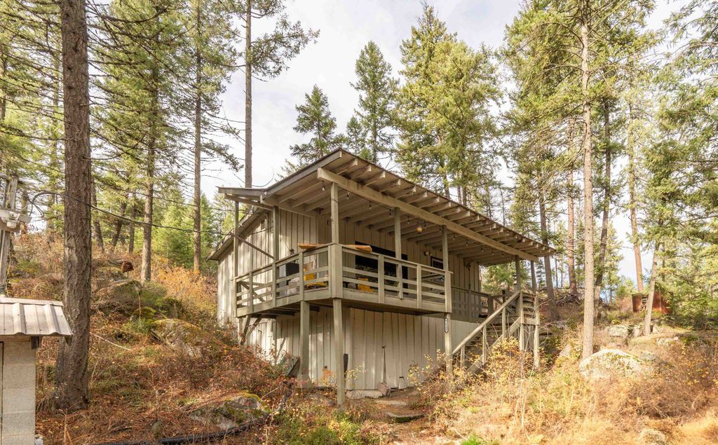 7411 Fertile Valley Rd, Newport, WA 99156