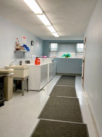 924 Main St 21, Woburn, MA 01801