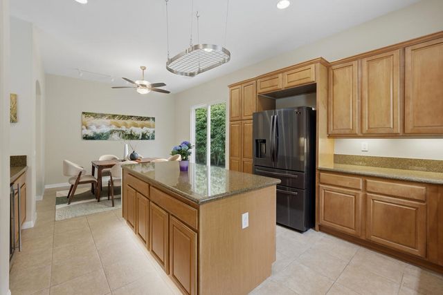 79120 Shadow Trail, La Quinta, CA 92253