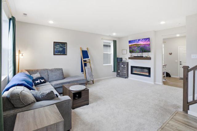15019 Athgoe Drive, Rosemount, MN 55068