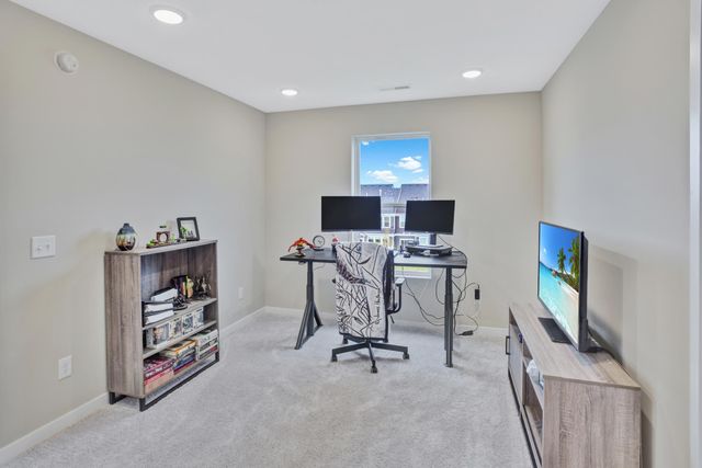 15019 Athgoe Drive, Rosemount, MN 55068