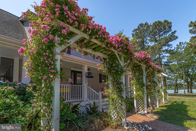 672 TASKMAKER LANE, Reedville, VA 22539
