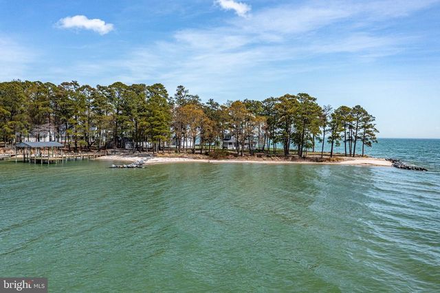 672 TASKMAKER LANE, Reedville, VA 22539