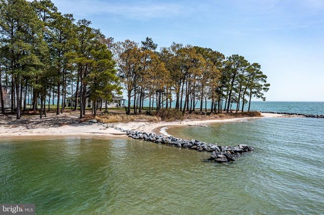 672 TASKMAKER LANE, Reedville, VA 22539