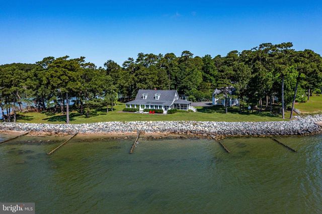 672 TASKMAKER LANE, Reedville, VA 22539