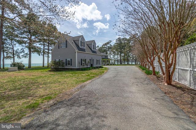 672 TASKMAKER LANE, Reedville, VA 22539