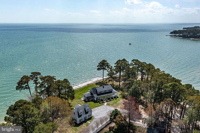 672 TASKMAKER LANE, Reedville, VA 22539