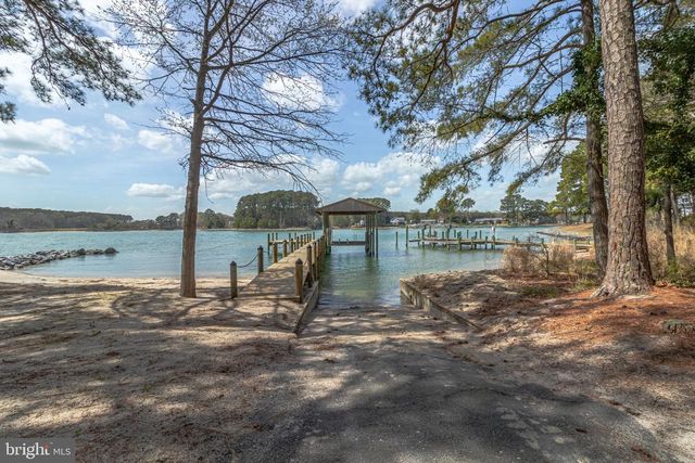 672 TASKMAKER LANE, Reedville, VA 22539