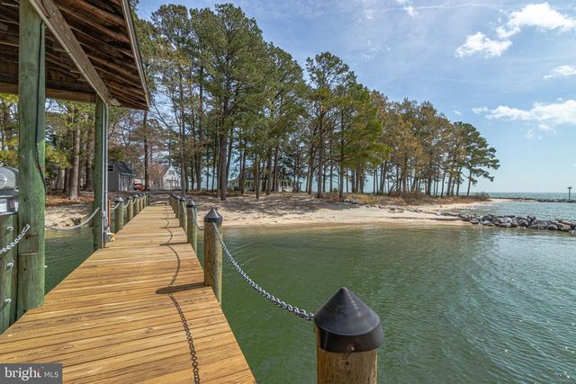672 TASKMAKER LANE, Reedville, VA 22539