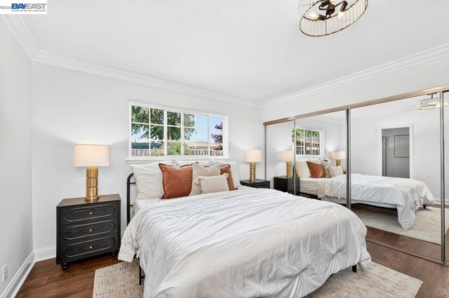 6857 Penn Dr, Dublin, CA 94568