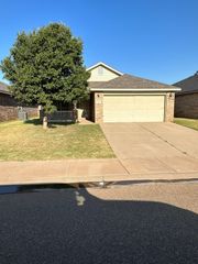 9316 Rochester Avenue, Lubbock, TX 79424