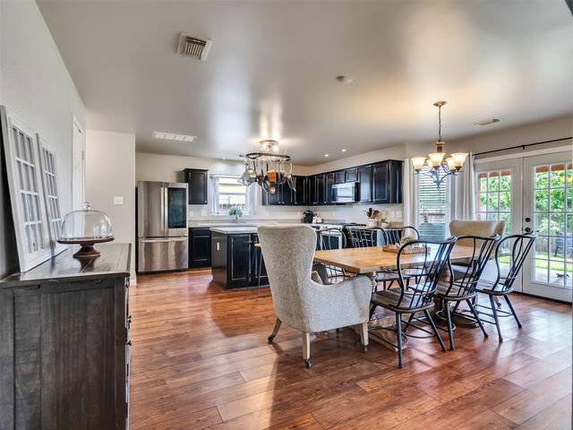 5302 Rio Ramos Street, Rosharon, TX 77583
