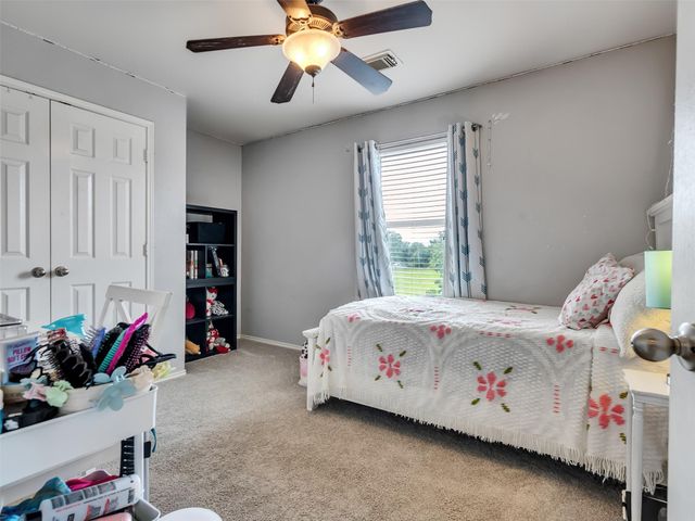 5302 Rio Ramos Street, Rosharon, TX 77583