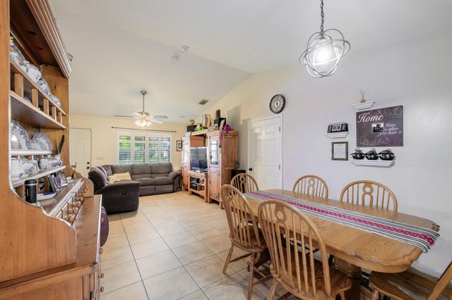 588 NE 28th Avenue, Okeechobee, FL 34972