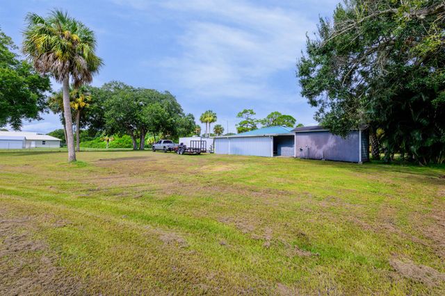 588 NE 28th Avenue, Okeechobee, FL 34972