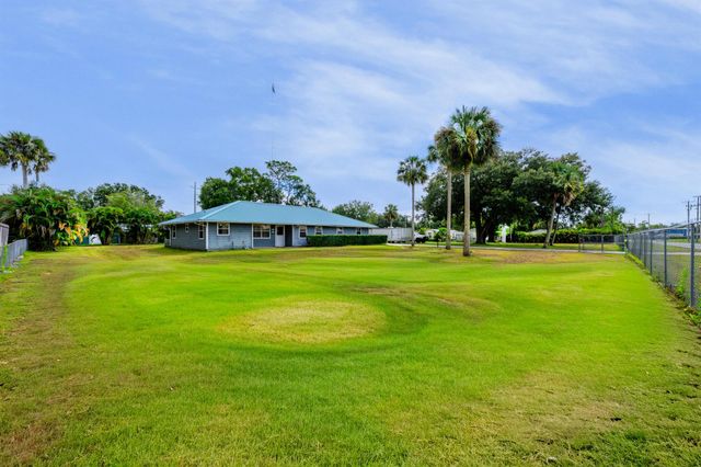 588 NE 28th Avenue, Okeechobee, FL 34972