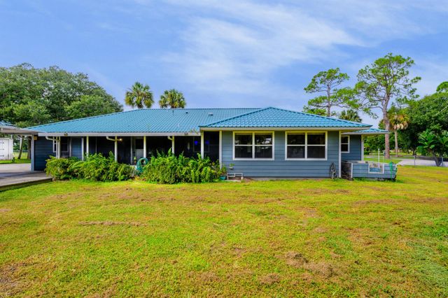 588 NE 28th Avenue, Okeechobee, FL 34972