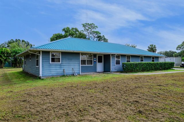 588 NE 28th Avenue, Okeechobee, FL 34972