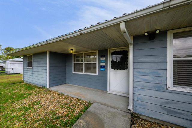 588 NE 28th Avenue, Okeechobee, FL 34972