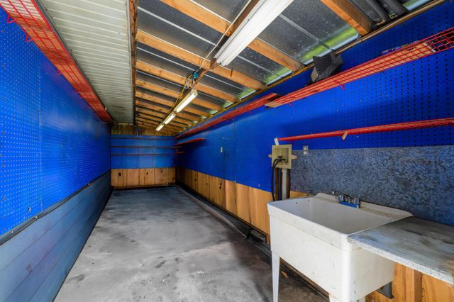 588 NE 28th Avenue, Okeechobee, FL 34972