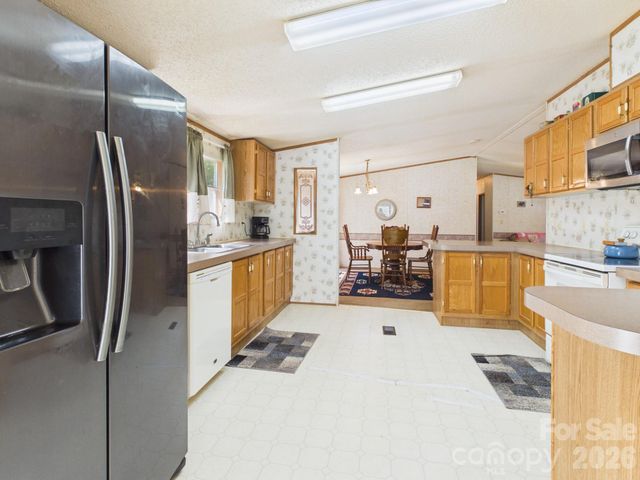 51 Fred Jolly Lane, Taylorsville, NC 28681