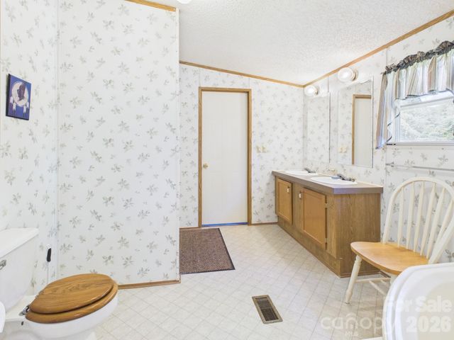 51 Fred Jolly Lane, Taylorsville, NC 28681