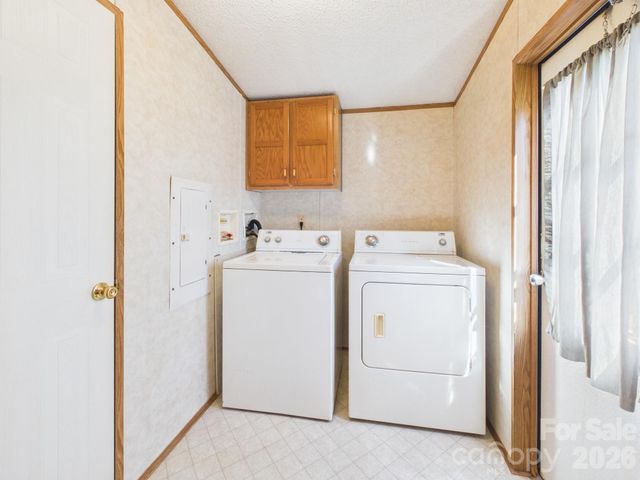 51 Fred Jolly Lane, Taylorsville, NC 28681