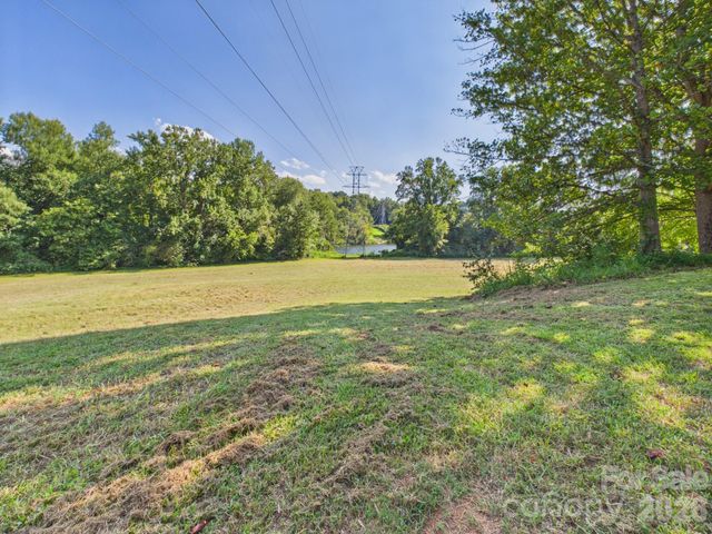 51 Fred Jolly Lane, Taylorsville, NC 28681