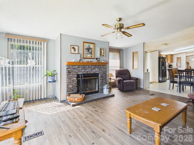 51 Fred Jolly Lane, Taylorsville, NC 28681