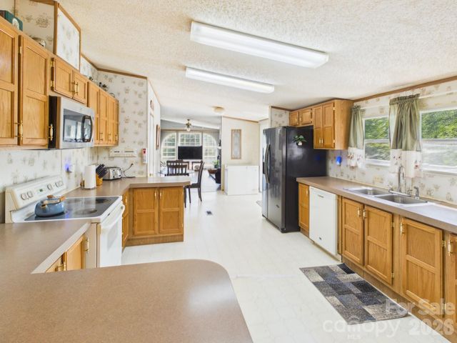 51 Fred Jolly Lane, Taylorsville, NC 28681