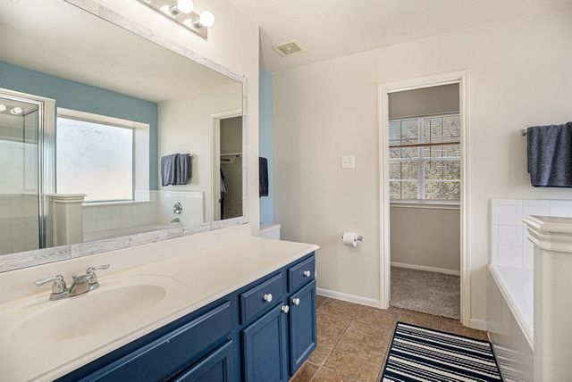 725 Spoonbill Lane, La Marque, TX 77568