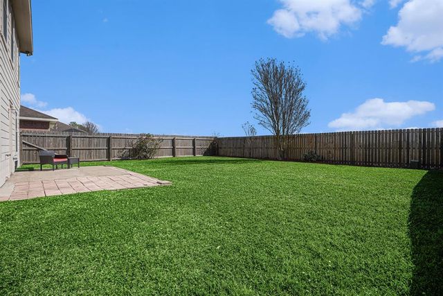 725 Spoonbill Lane, La Marque, TX 77568
