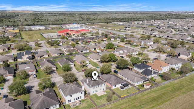 725 Spoonbill Lane, La Marque, TX 77568