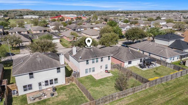 725 Spoonbill Lane, La Marque, TX 77568