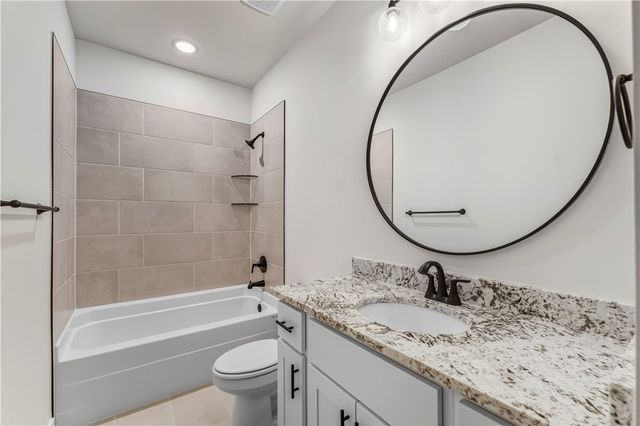 1330 Tiffany Street, Centerton, AR 72719