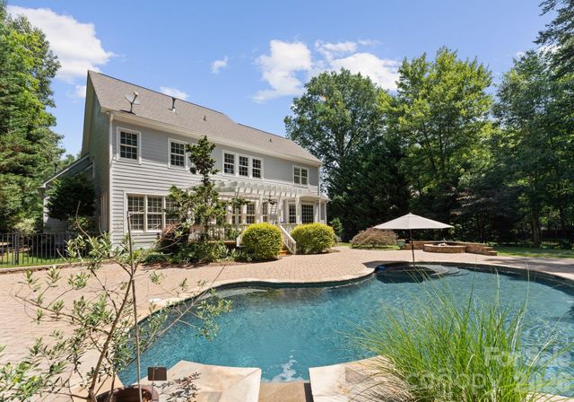 4536 Rustling Woods Drive, Denver, NC 28037