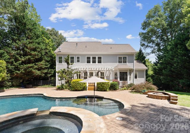 4536 Rustling Woods Drive, Denver, NC 28037